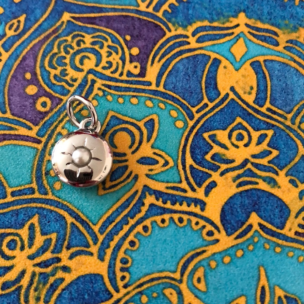 Tresors birthstone pearl